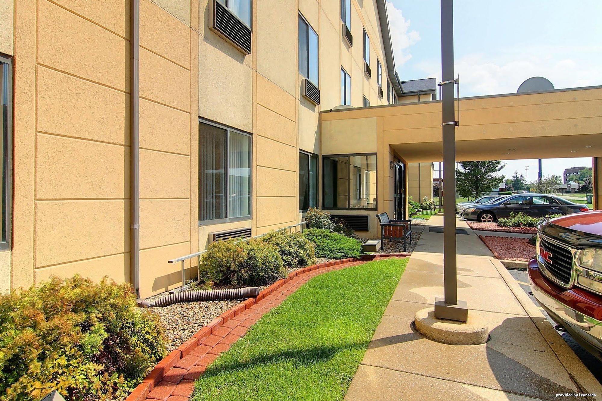 Best Western Inn&Suites Merrillville Exterior foto